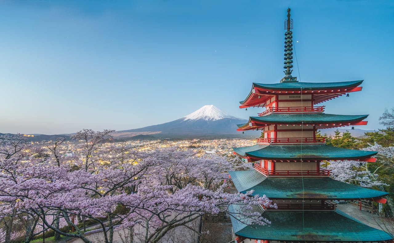 Japan: Sakura Golden Route (Tokyo-Kyoto-Osaka)